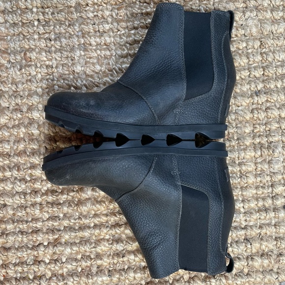 Sorel Joan of Arctic Wedge Chelsea pull on boot 9.5 - Picture 3 of 10
